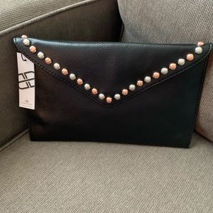 B-low the Belt clutch